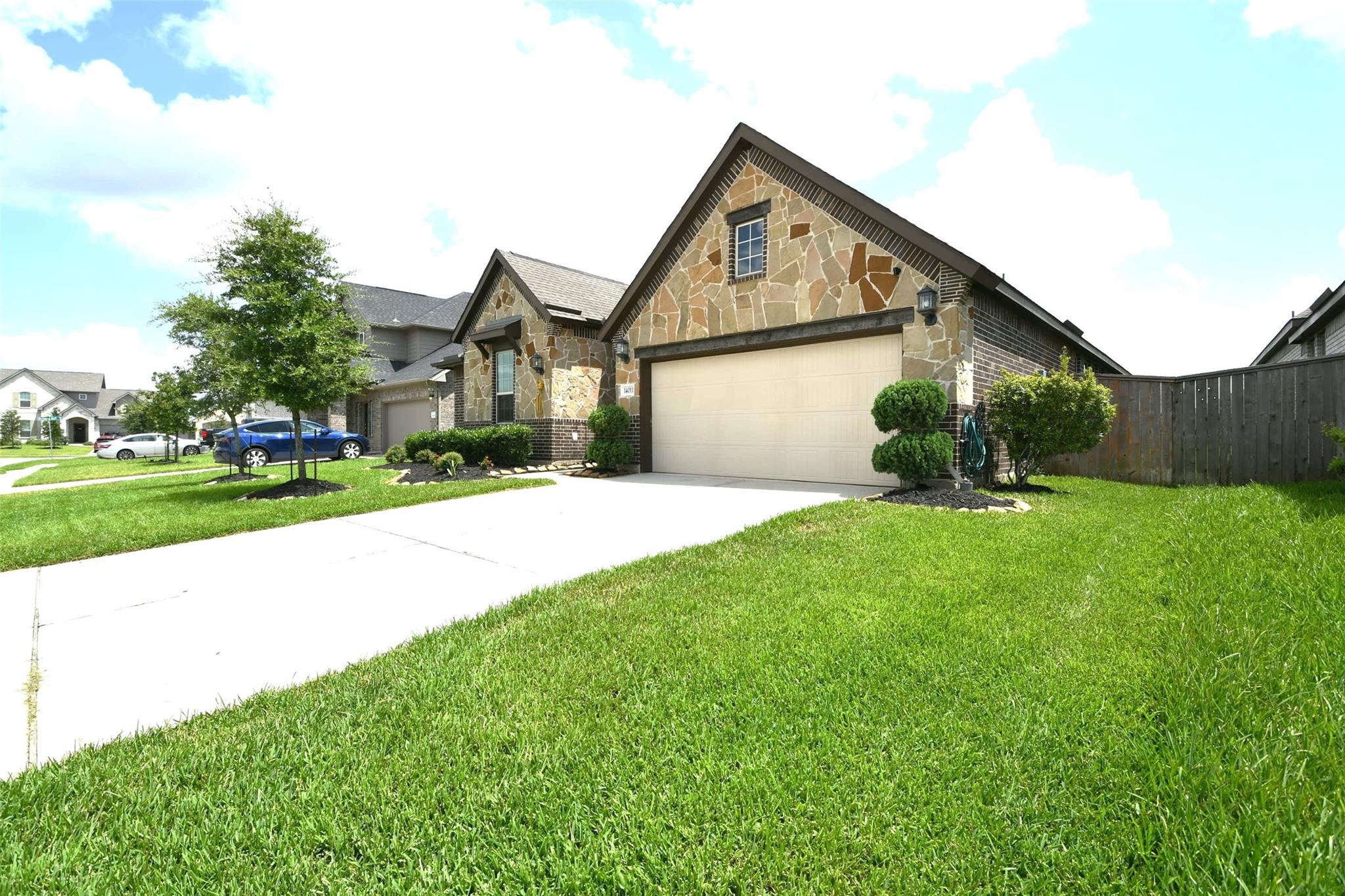 14011 Lago Creek Court
