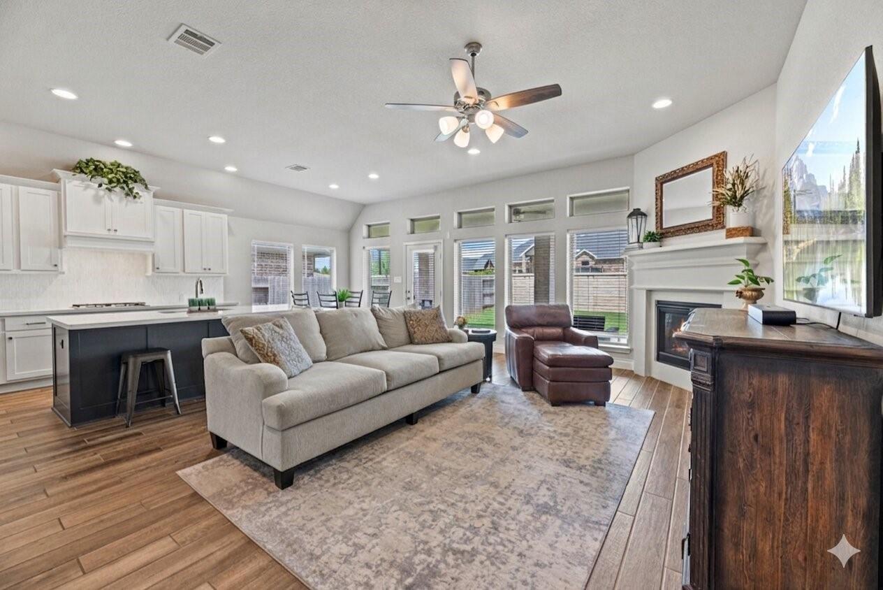 28714 Wildthorne Court