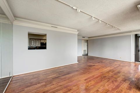 15 Greenway Plaza 14D Houston TX 77046