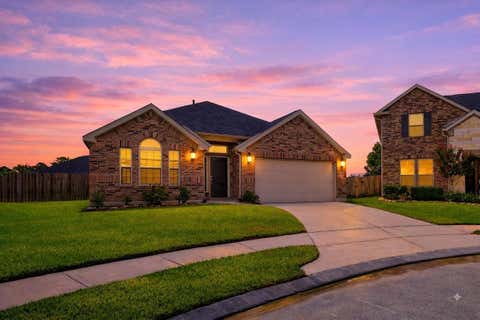 Photo of 5021 David Pines Court, Spring, TX 77386 (MLS # 40442440)