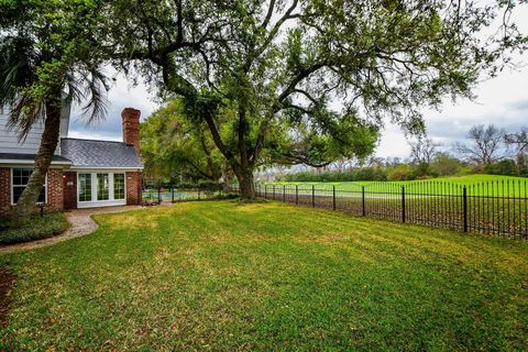 Photo of 3323 El Dorado Boulevard, Missouri City, TX 77459 (MLS # 15407472)