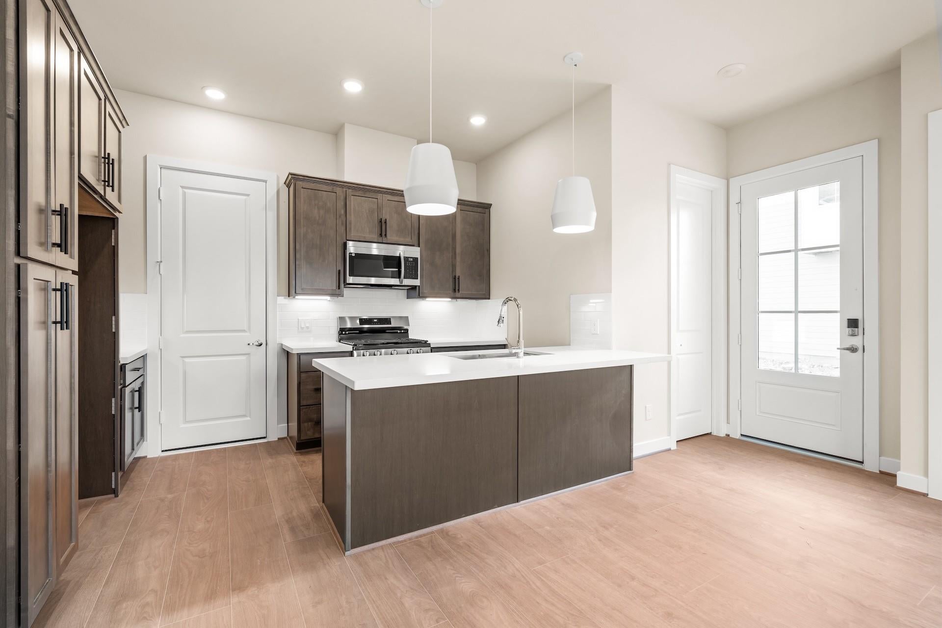 6551-6553 Rena Street