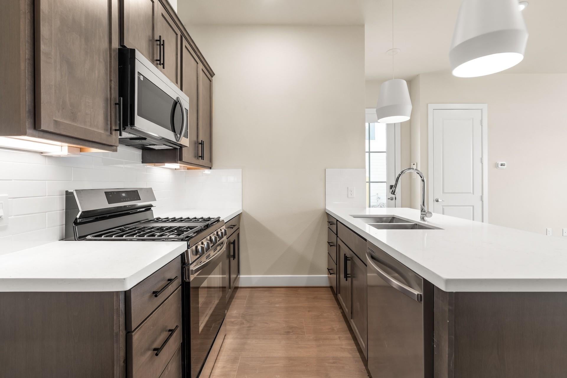 6551-6553 Rena Street