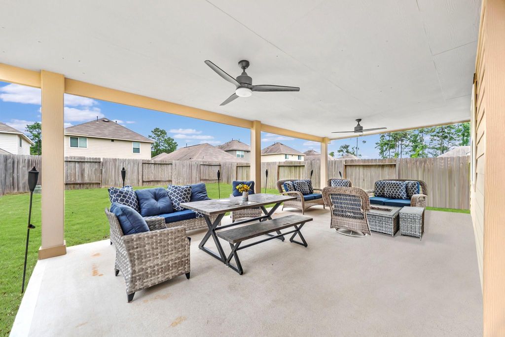 Photo of 3307 Atascocita Vale Drive, Humble, TX 77396 (MLS # 60796293)