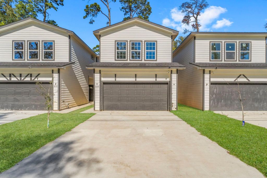 Photo of 8155 Crestview Drive, Houston, TX 77028 (MLS # 72441429)