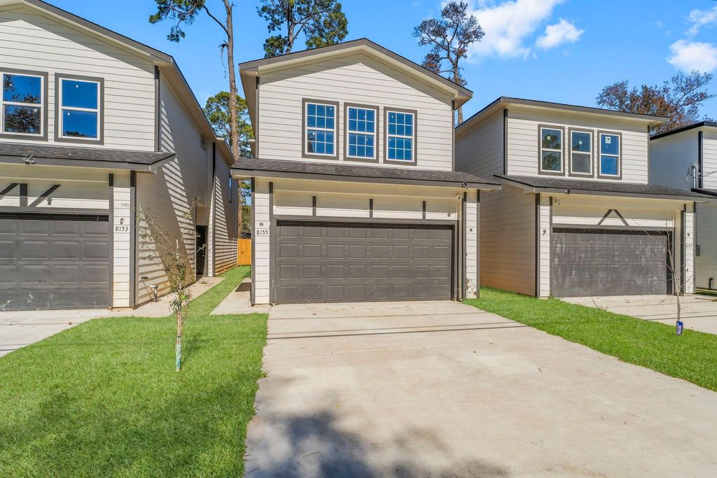 Photo of 8155 Crestview Drive, Houston, TX 77028 (MLS # 72441429)