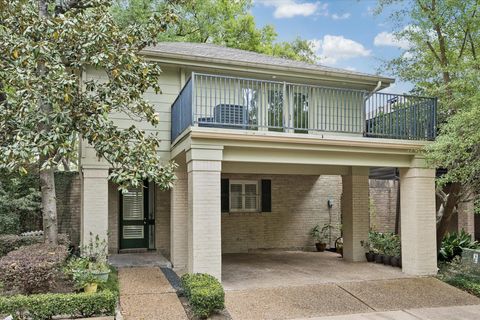 Photo of 201 Vanderpool Lane #105, Houston, TX 77024 (MLS # 8653025)