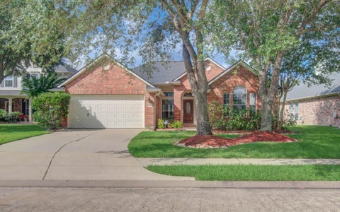 Photo of 12808 Brook Arbor Court, Pearland, TX 77584 (MLS # 36575343)