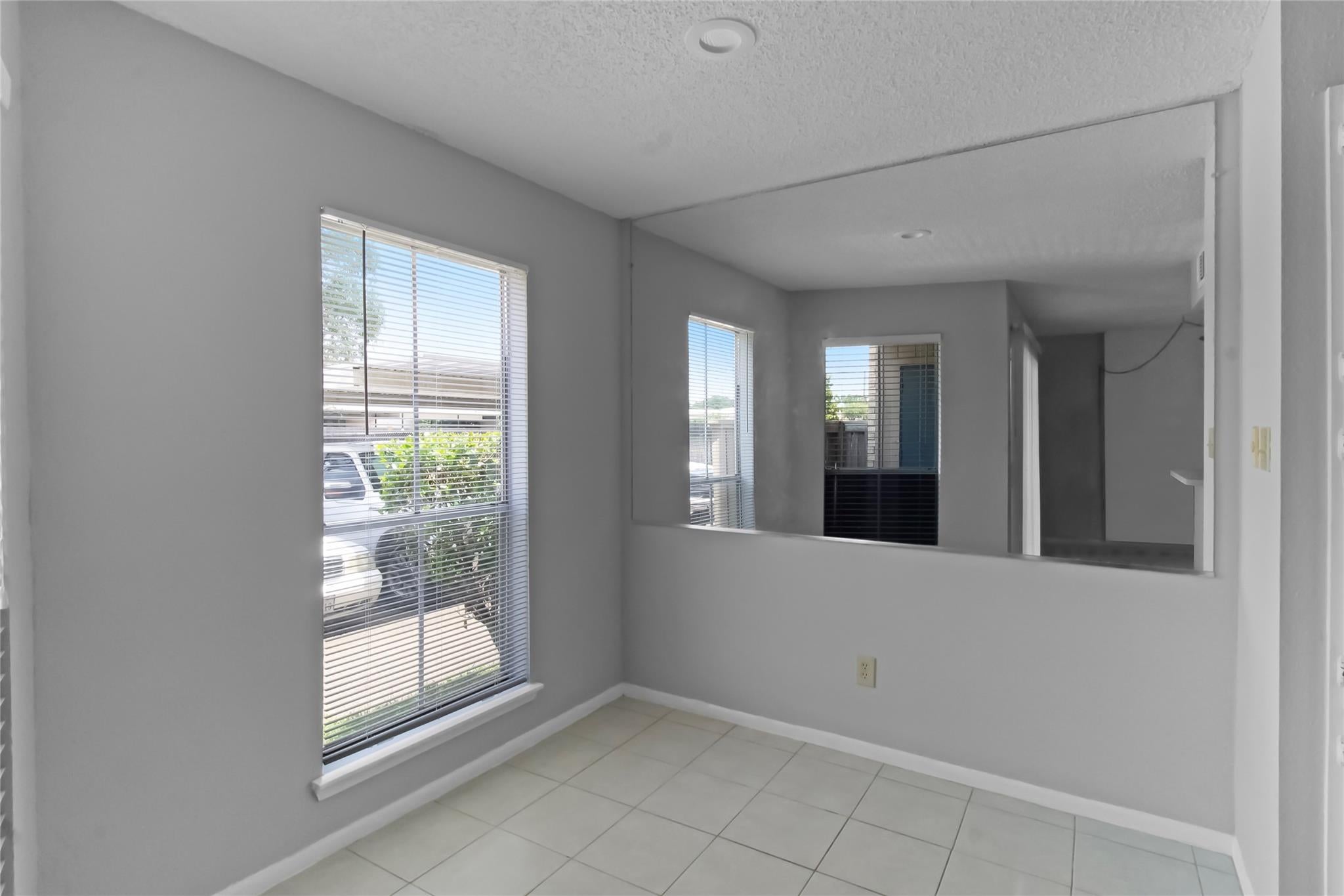 3919 Fairmont Parkway 257