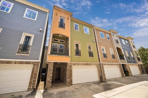 Photo of 609 Rutland Street #B, Houston, TX 77007 (MLS # 43927144)