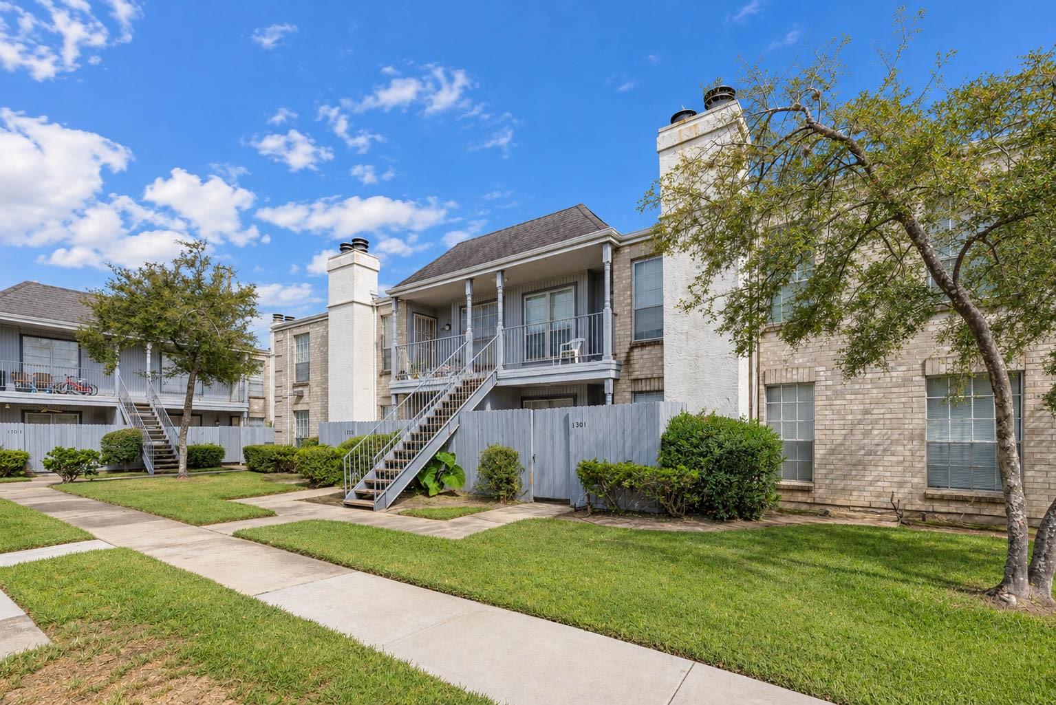 6606 De Moss Drive 1301