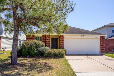 Photo of 19131 Prairie Bluff Drive, Cypress, TX 77433 (MLS # 1005256)