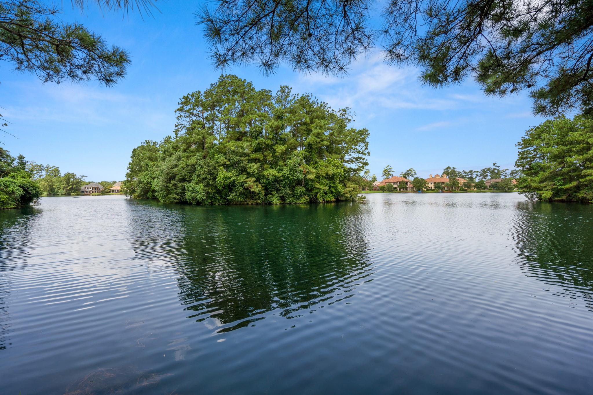 1323 Freshwater Bay Court