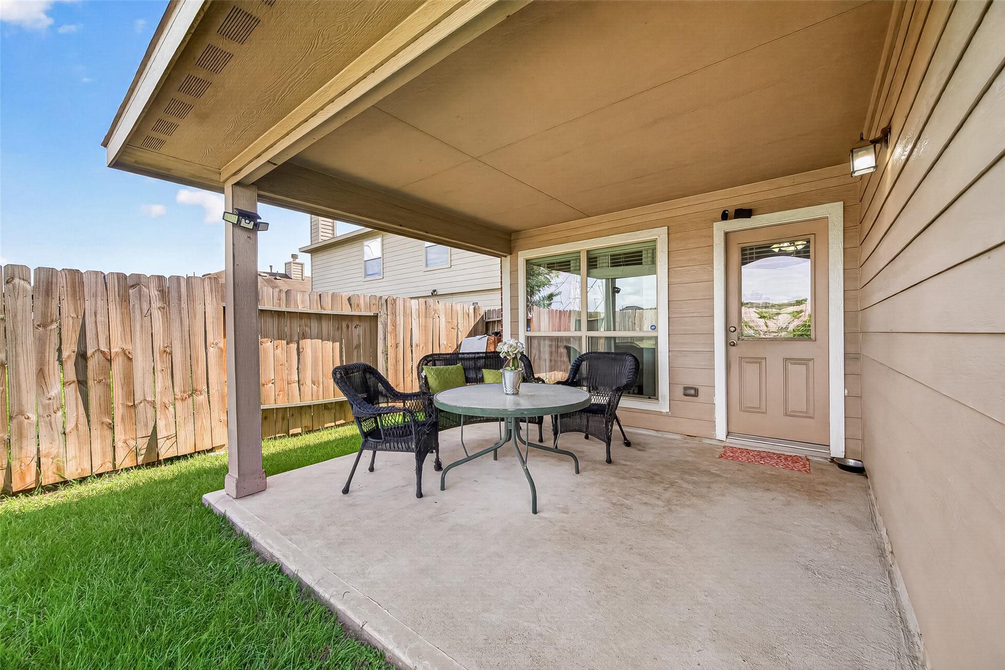 2534 Seahorse Bend Drive