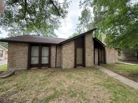 Photo of 3206 Cascade Creek Drive, Houston, TX 77339 (MLS # 3960882)