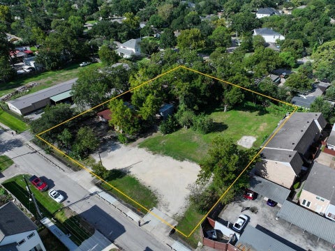 Photo of 1405 Cedar Post Lane, Houston, TX 77055 (MLS # 56152955)