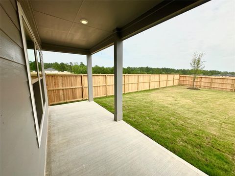 Tiny photo for 12198 Ridge Top Drive, Conroe, TX 77304 (MLS # 40950760)