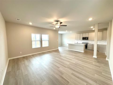 Tiny photo for 12198 Ridge Top Drive, Conroe, TX 77304 (MLS # 40950760)