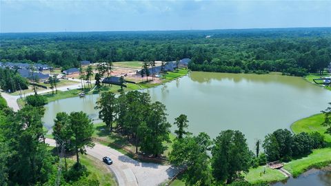 Tiny photo for 12198 Ridge Top Drive, Conroe, TX 77304 (MLS # 40950760)
