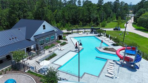 Tiny photo for 12198 Ridge Top Drive, Conroe, TX 77304 (MLS # 40950760)
