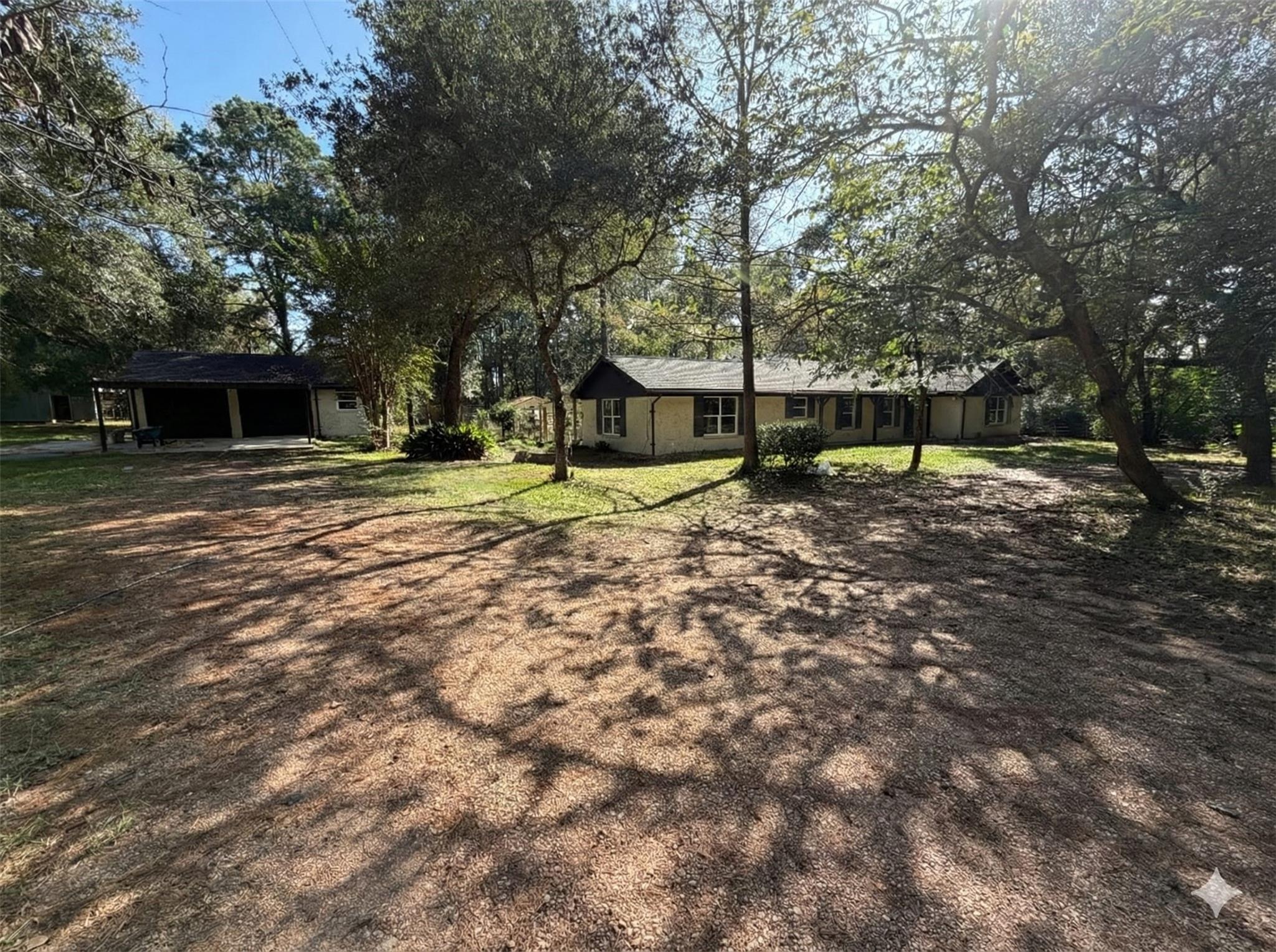 303 W Rollingwood Street