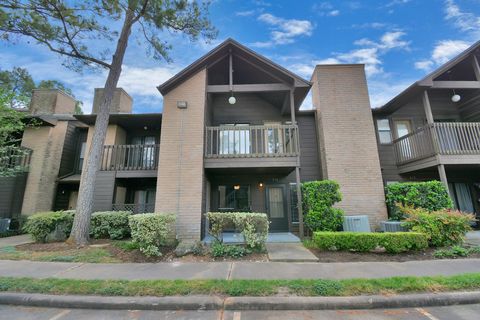 Condo For Sale - 12755 Mill Ridge Drive #616<br/> Cypress, TX 77429