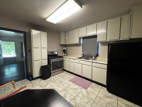 Photo of 312 N Logan Street, Texas City, TX 77590 (MLS # 39812965)