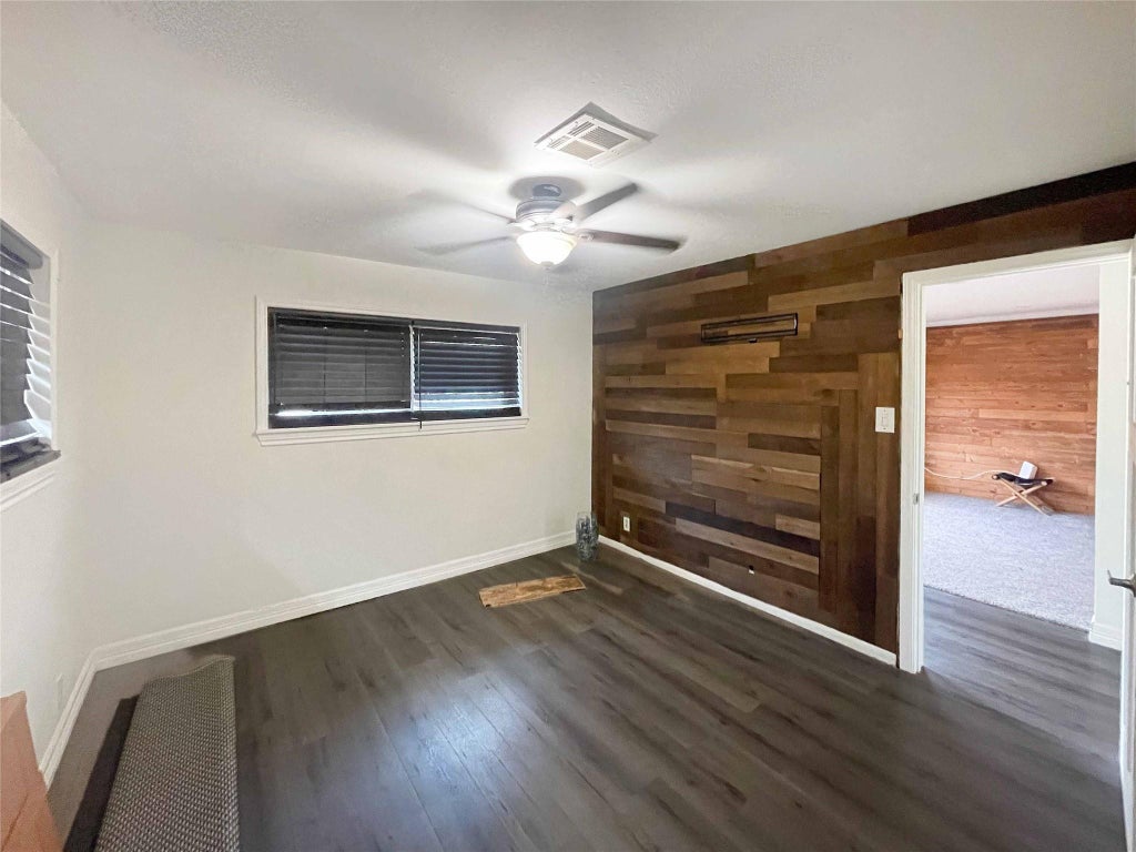 Photo of 6811 Saint Augustine Street, Houston, TX 77021 (MLS # 34394630)