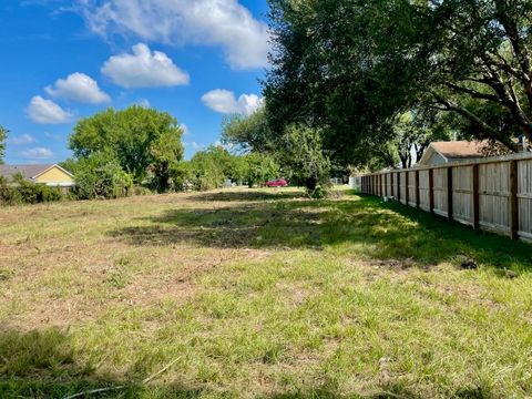 Photo of 3181 Robin Road, Brookshire, TX 77423 (MLS # 69991730)
