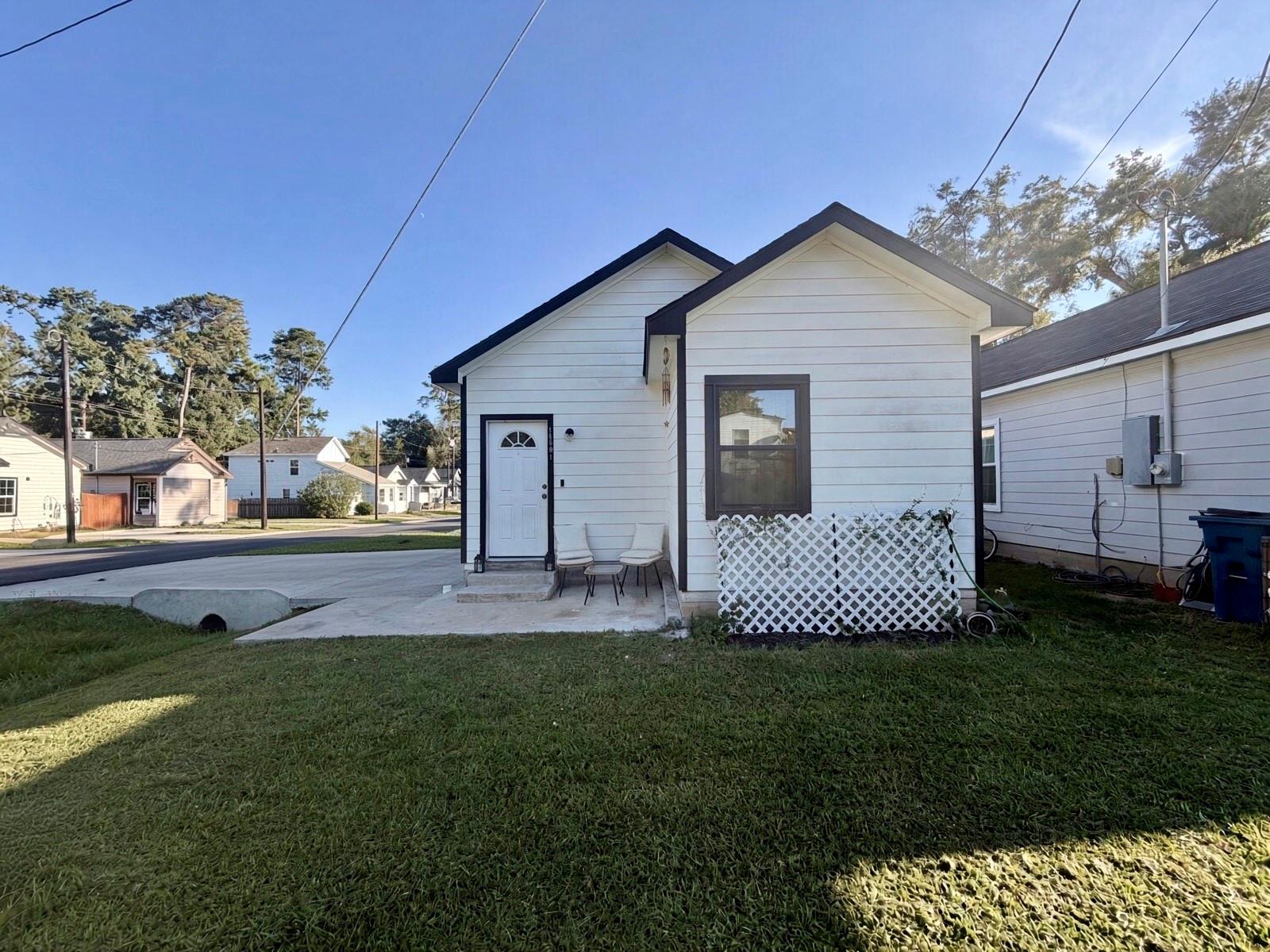 16601 E Ivanhoe