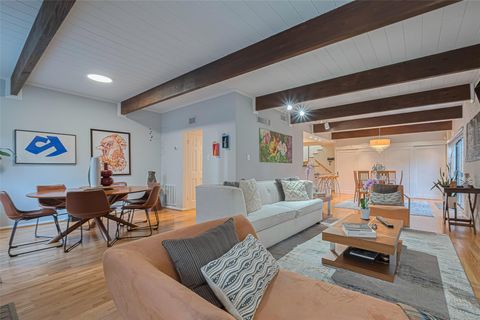 Photo of 5368 Brownway Street #C32, Houston, TX 77056 (MLS # 33345426)