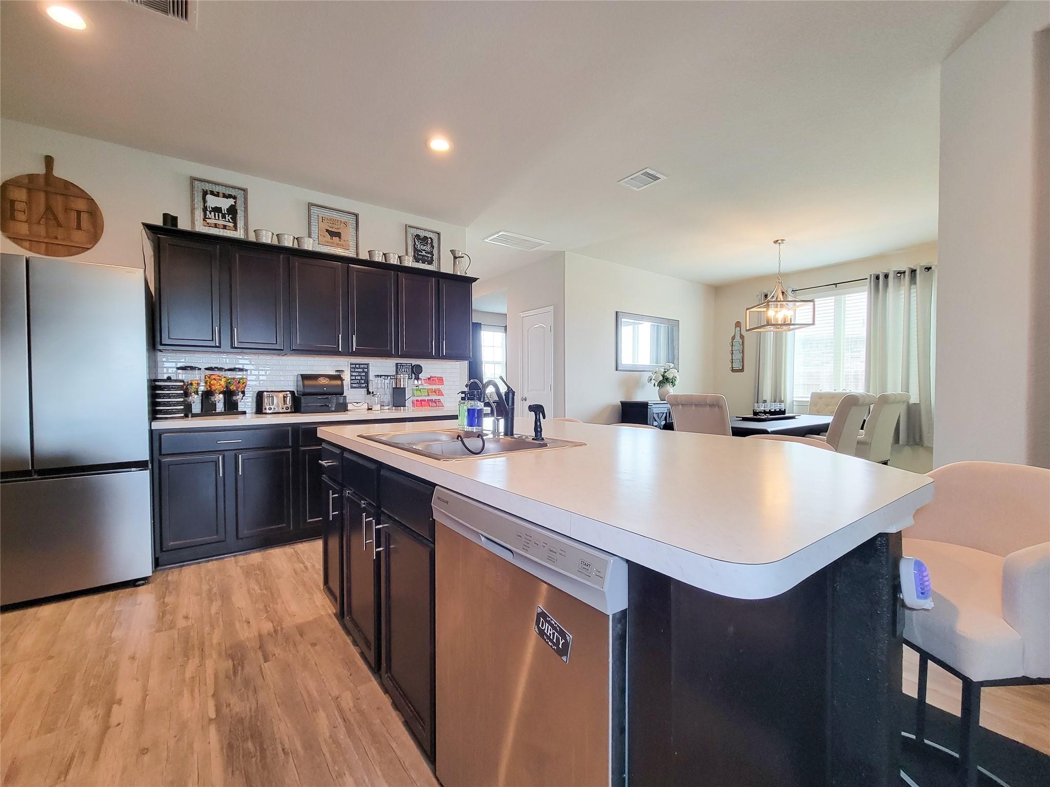 5543 Redwood Summit Lane