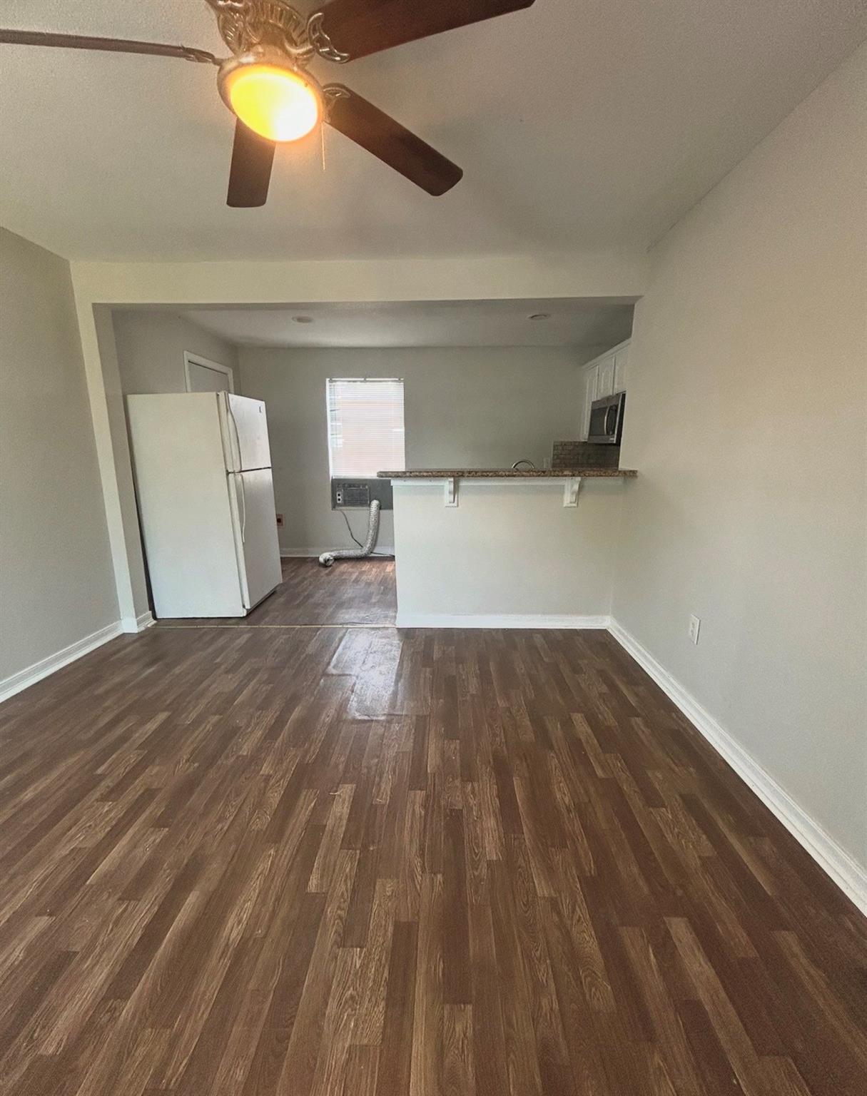 727 W 6th Unit 1 Street