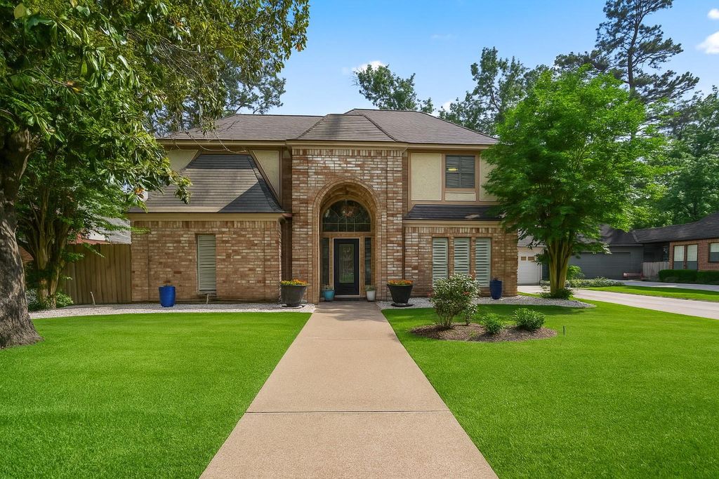 Photo of 407 Champion Lake Drive, Spring, TX 77380 (MLS # 16639244)