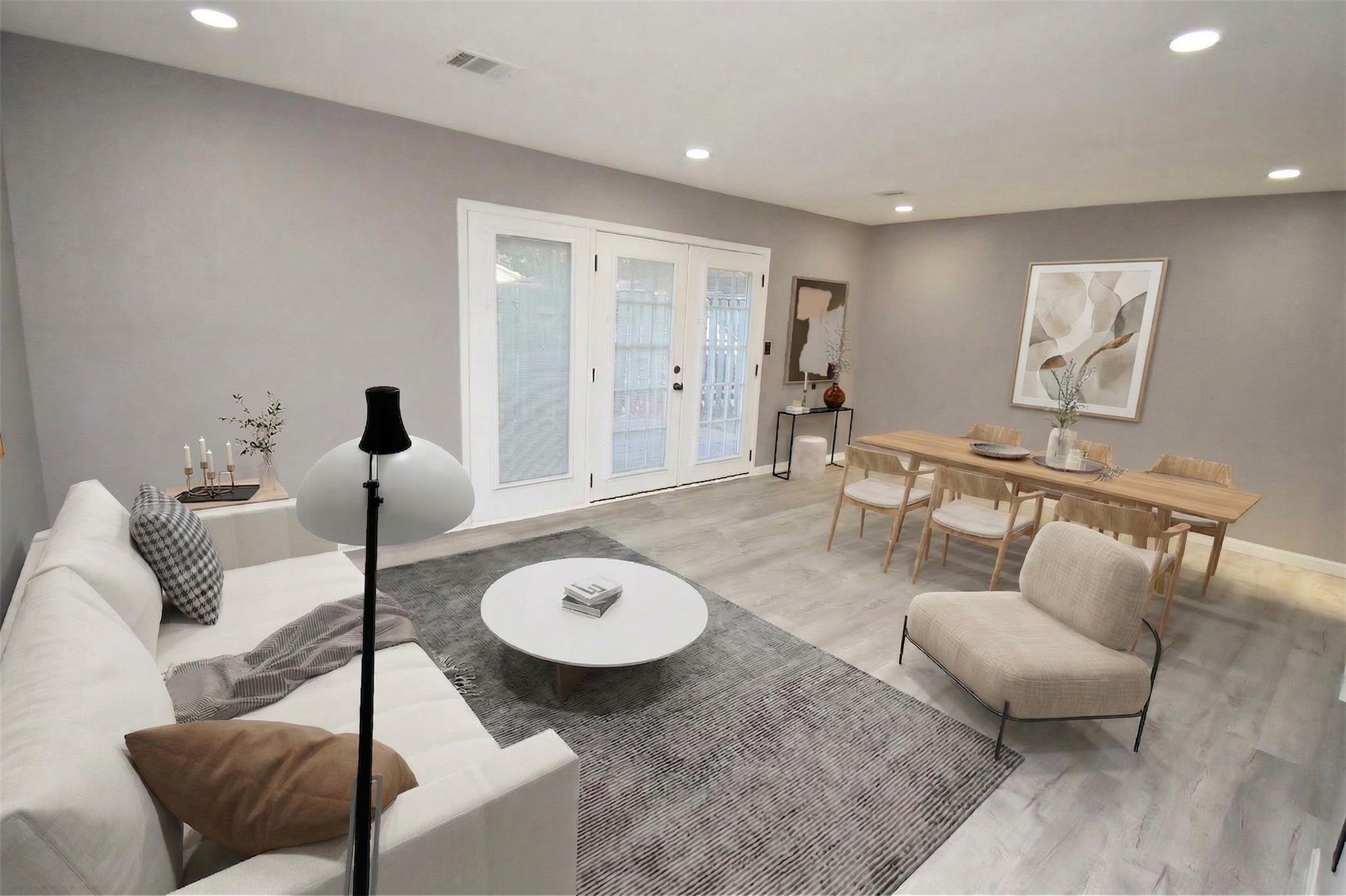 16587 El Camino Real