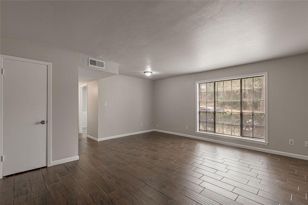 Photo of 818 University Avenue #2, Huntsville, TX 77320 (MLS # 58461943)
