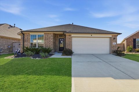 Photo of 9919 Kingston Liberty Lane, Baytown, TX 77521 (MLS # 33394098)