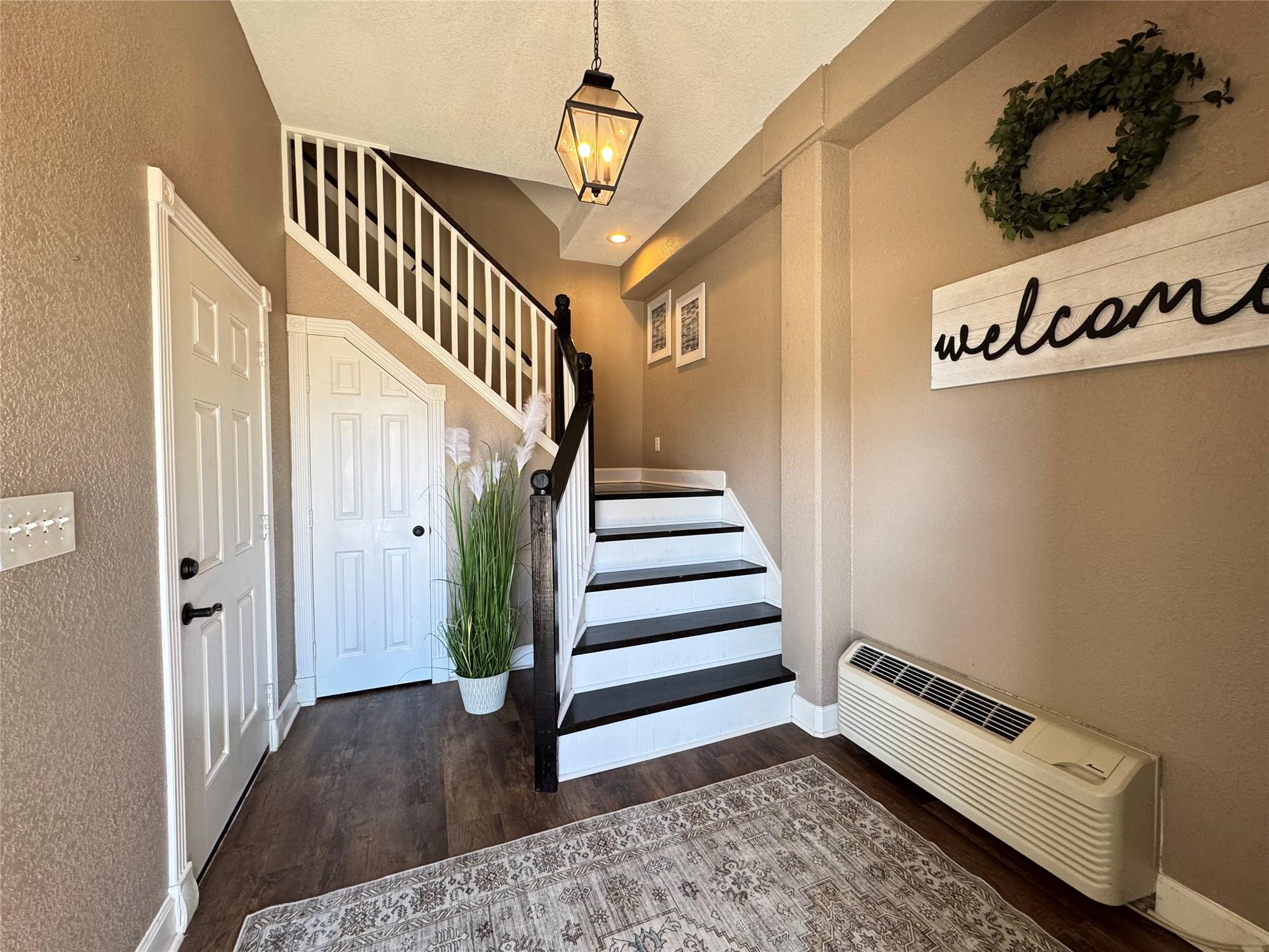 438 Jeanie Lynn Street