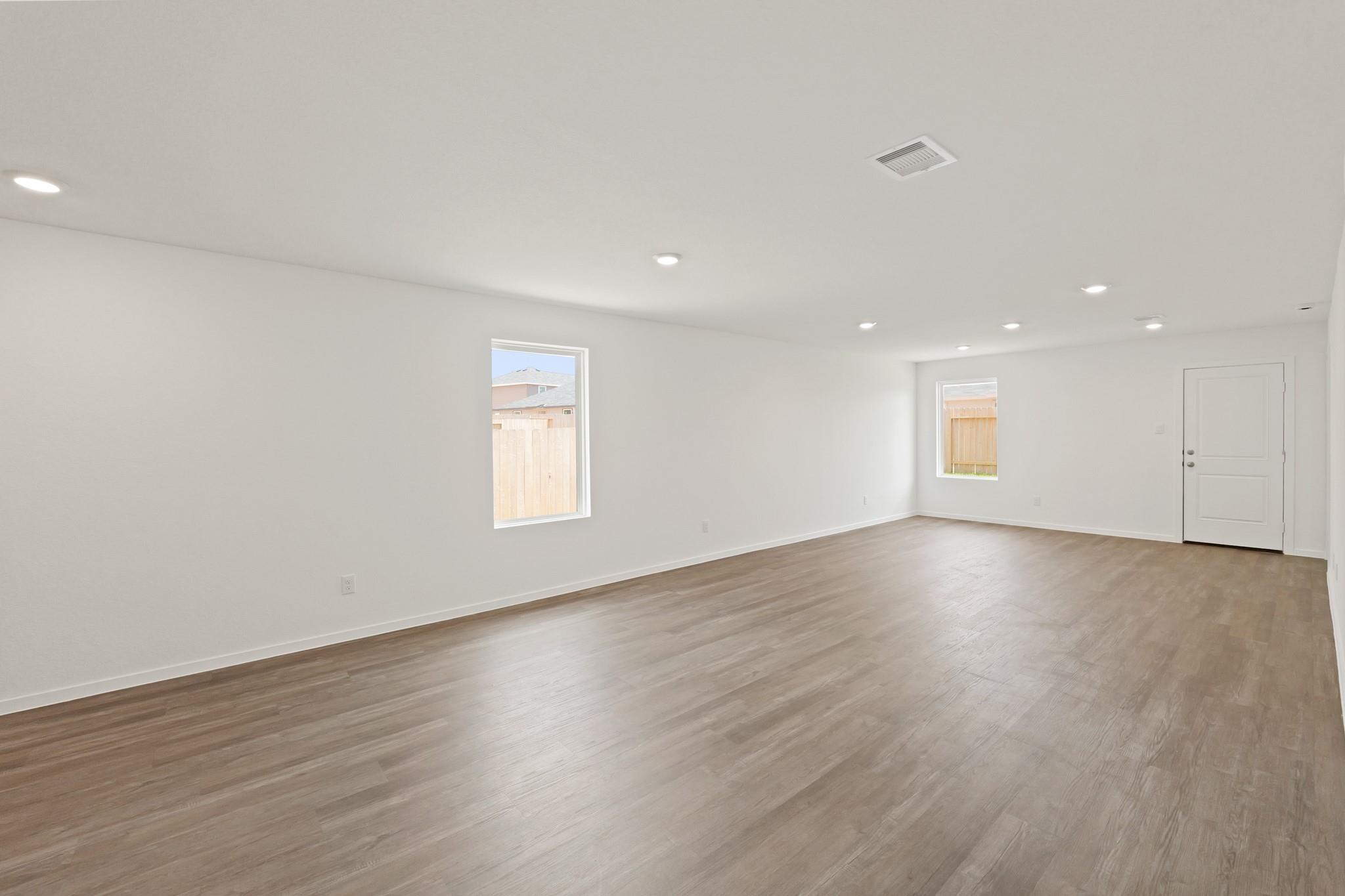 40962 Seasoned Oak Lane