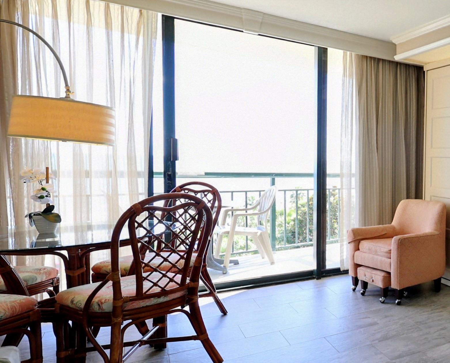 5220 Seawall Boulevard 738D