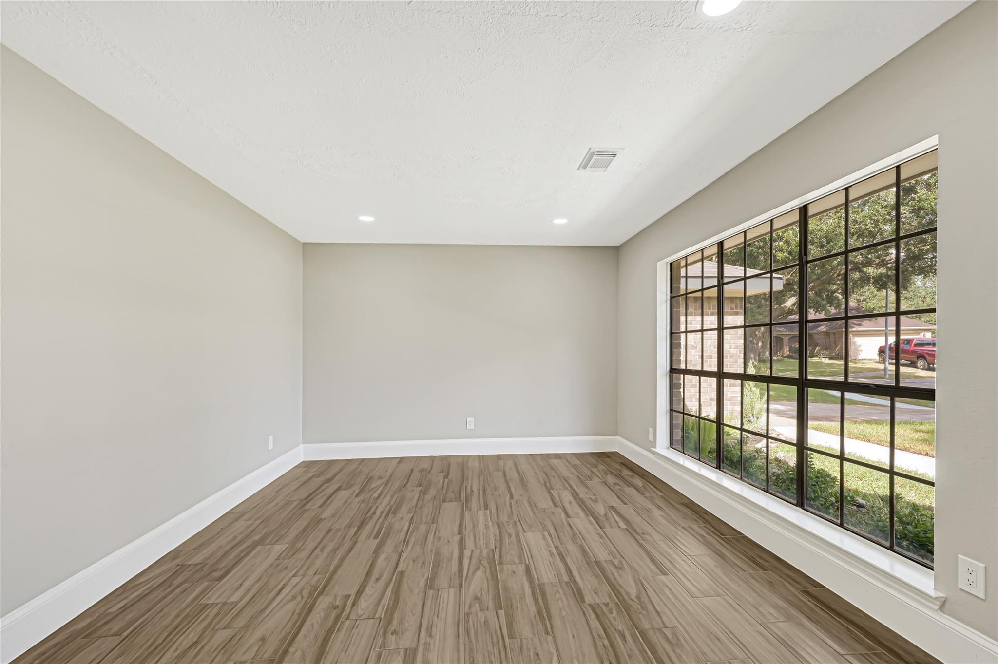 2506 Walnut Grove Court