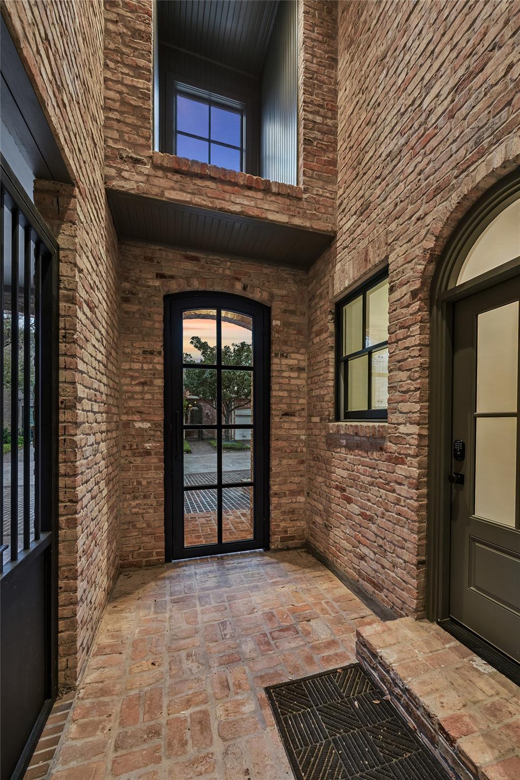 5731 Indian Circle