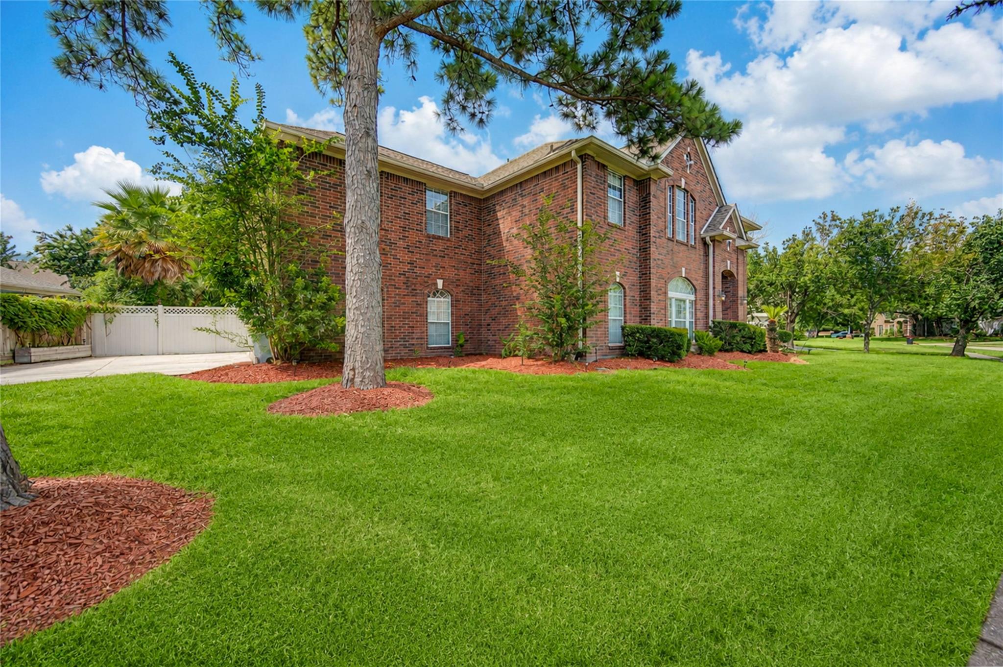 19722 Creekshore Drive