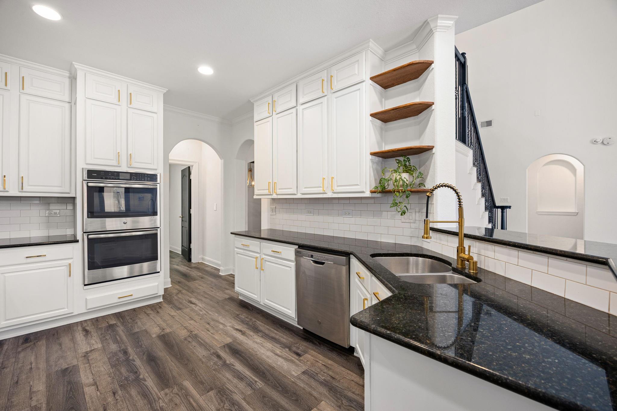 6010 Gatewood Manor Drive