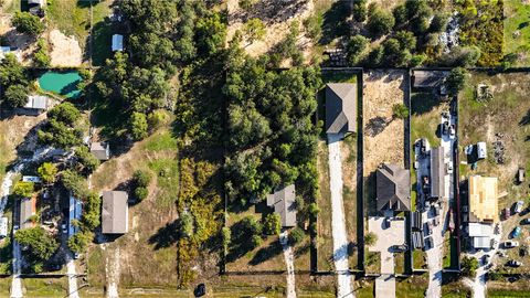 Photo of 922 County Road 3556, Cleveland, TX 77327 (MLS # 68091472) Photo of 922 County Road 3556, Cleveland, TX 77327 (MLS # 68091472)