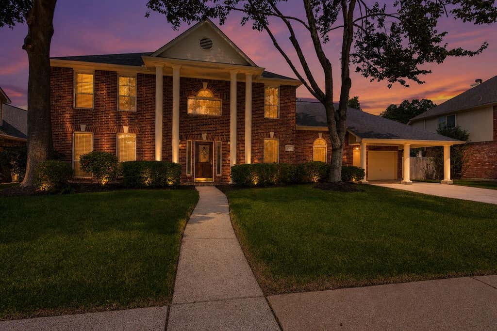 Photo of 16410 Avenplace Road, Tomball, TX 77377 (MLS # 6331357)
