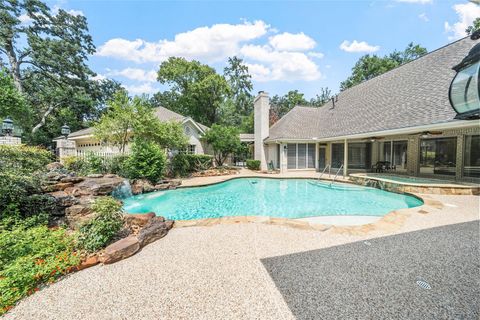 Photo of 629 Stonewall Jackson Drive, Conroe, TX 77302 (MLS # 82928493)