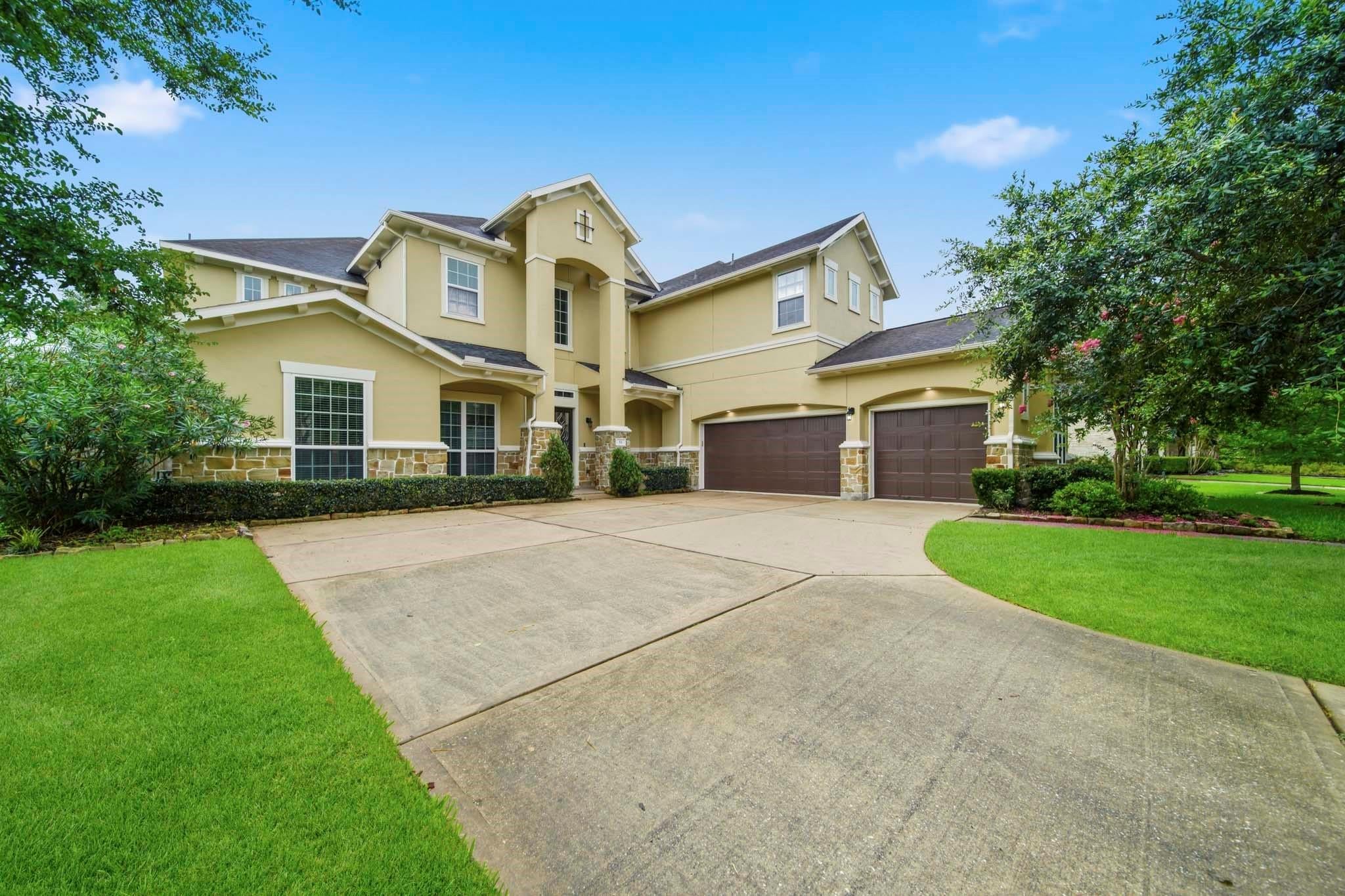 33 Combwell Garden