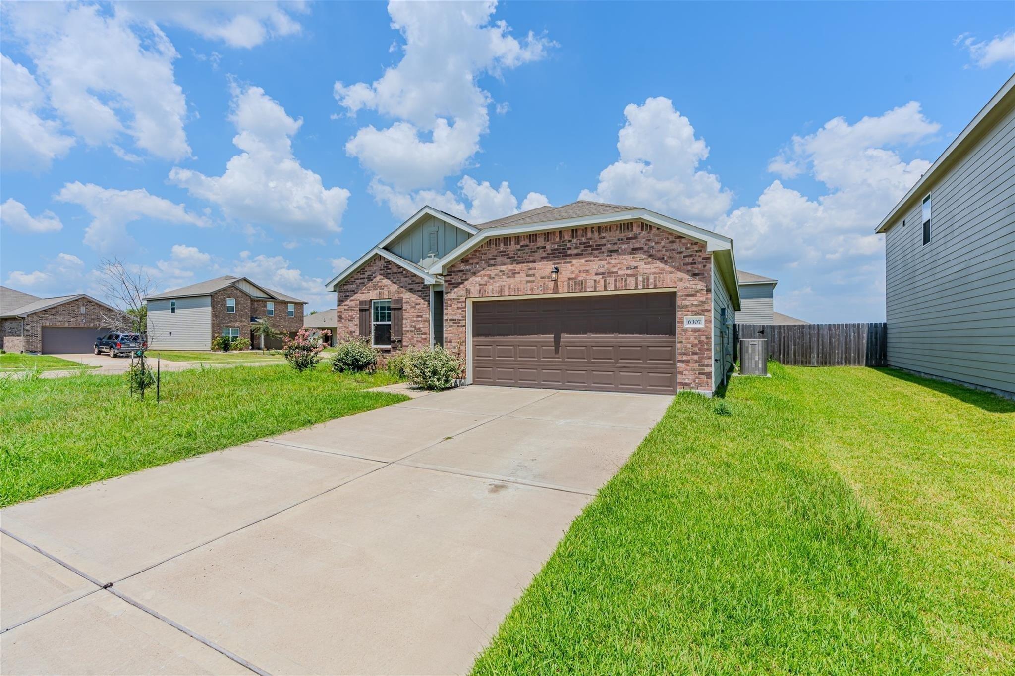 6307 Highland Heights Dr