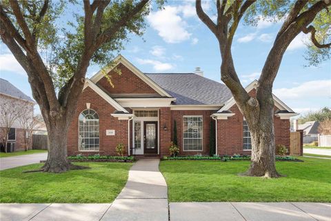 1818 Wynforest Drive Deer Park TX 77536